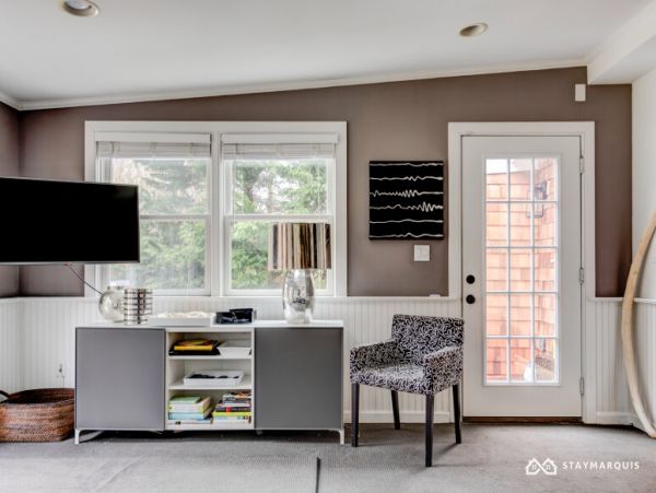 Hamptons Home 1020486