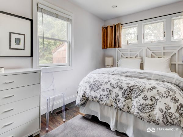 Hamptons Home 1020486