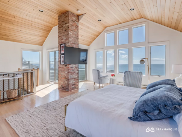 Hamptons Home 1020487
