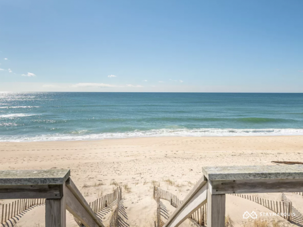 Hamptons Home 1020487