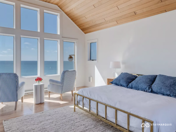 Hamptons Home 1020487