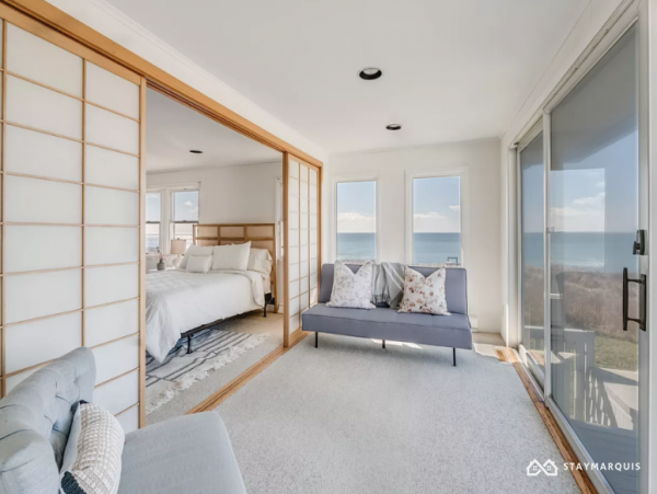 Hamptons Home 1020487