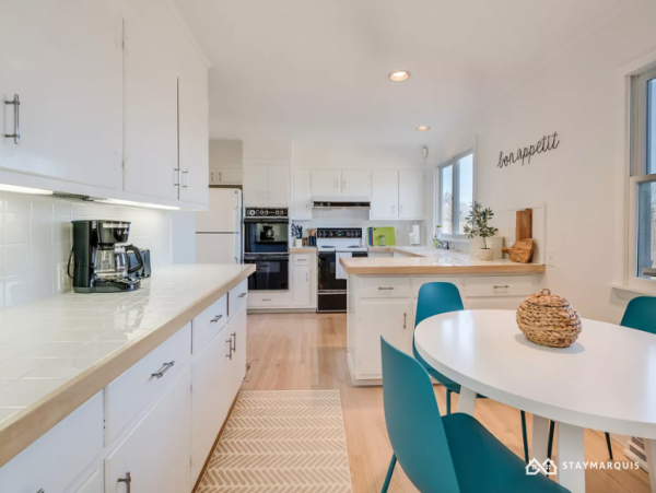 Hamptons Home 1020487