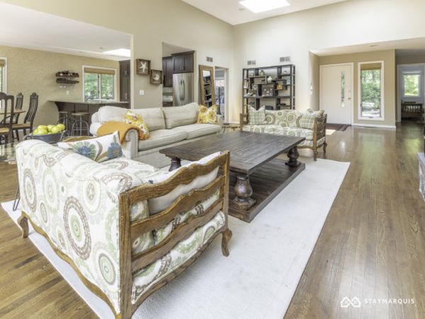 Hamptons Home 1020488