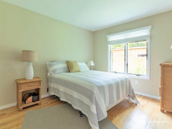 Hamptons Home 1020488