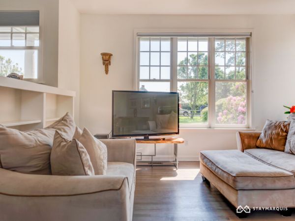 Hamptons Home 1020489