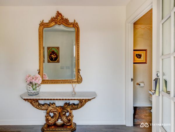 Hamptons Home 1020489