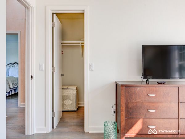 Hamptons Home 1020489