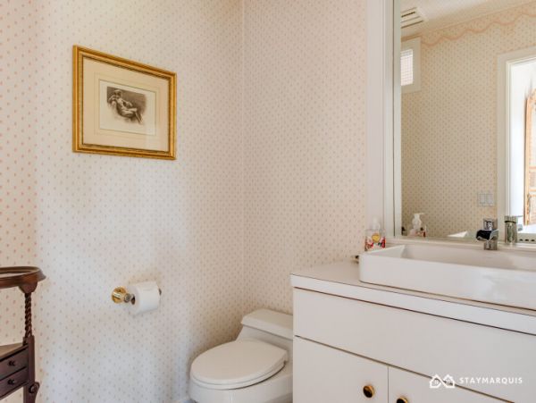 Hamptons Home 1020489