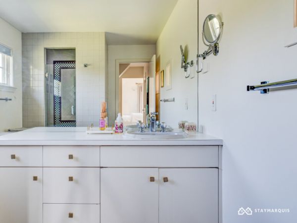 Hamptons Home 1020489