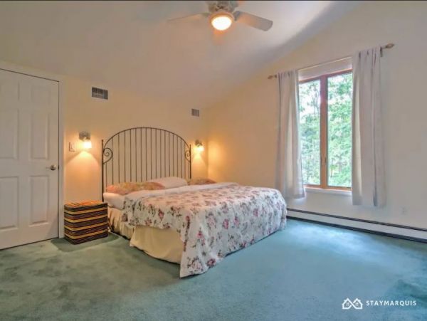 Hamptons Home 1020490