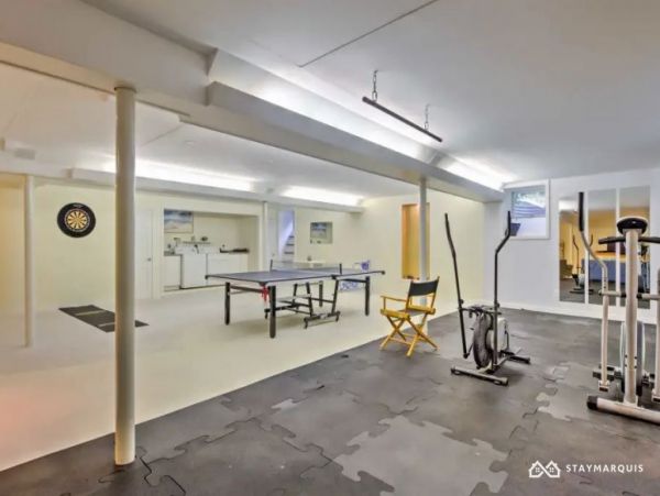 Hamptons Home 1020490