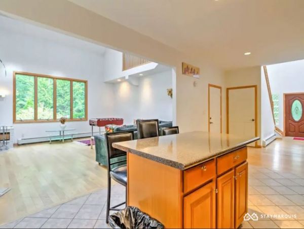 Hamptons Home 1020490