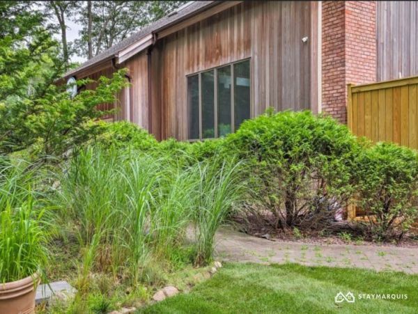 Hamptons Home 1020490