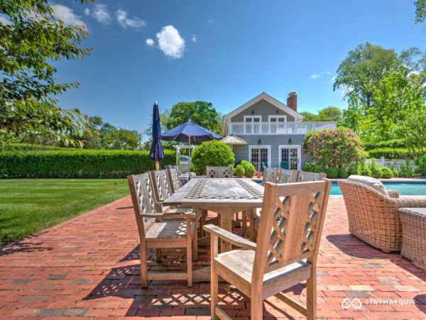 Hamptons Home 1020491