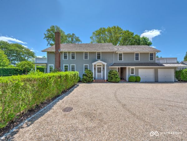 Hamptons Home 1020491
