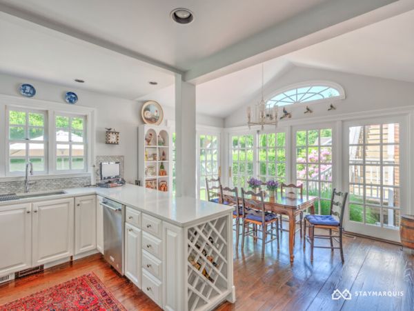 Hamptons Home 1020491