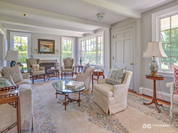 Hamptons Home 1020491