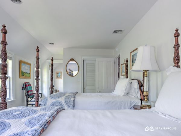 Hamptons Home 1020491