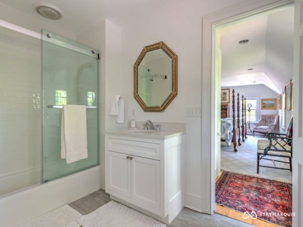 Hamptons Home 1020491