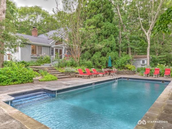 Hamptons Home 1020492