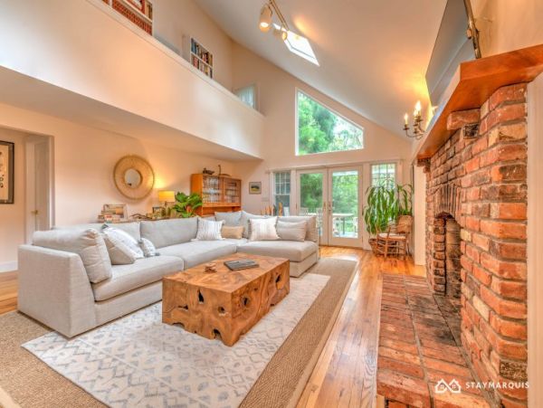 Hamptons Home 1020492