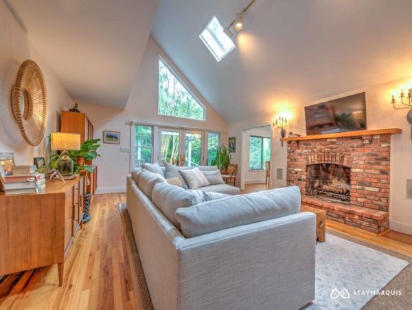 Hamptons Home 1020492