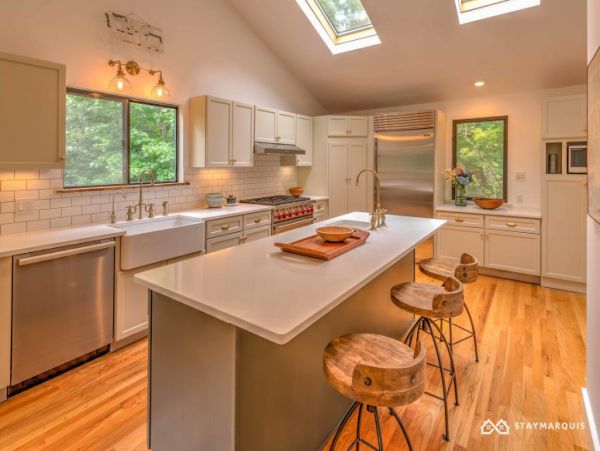 Hamptons Home 1020492