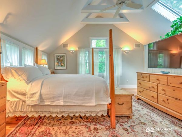 Hamptons Home 1020492