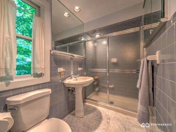 Hamptons Home 1020492