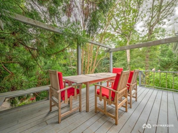 Hamptons Home 1020492