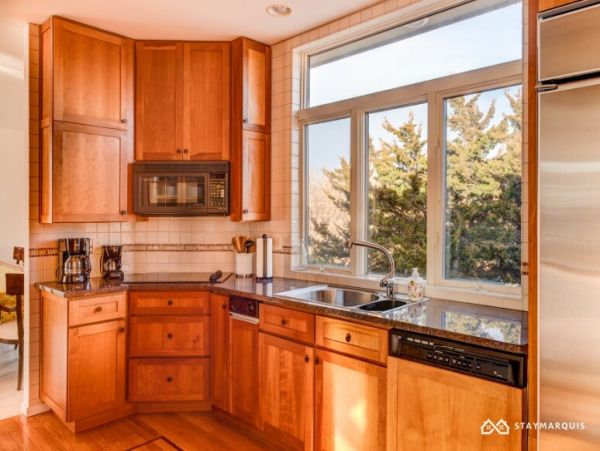 Hamptons Home 1020493