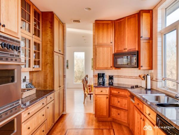 Hamptons Home 1020493