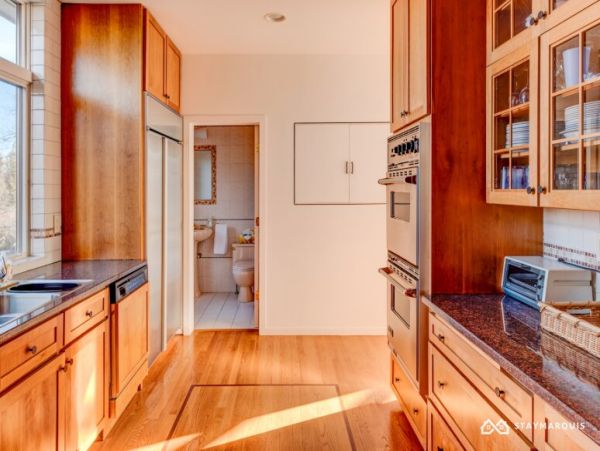 Hamptons Home 1020493