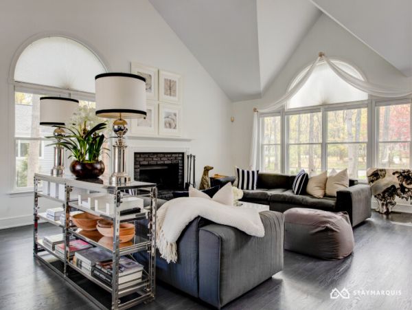 Hamptons Home 1020494