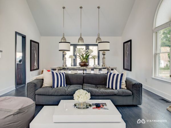 Hamptons Home 1020494