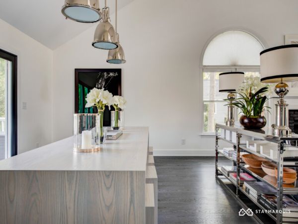 Hamptons Home 1020494
