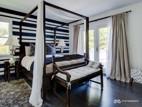 Hamptons Home 1020494