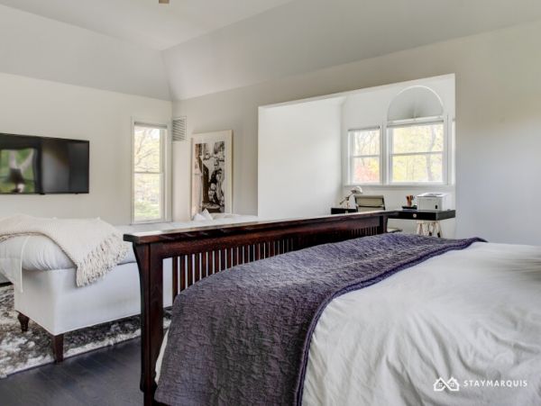 Hamptons Home 1020494