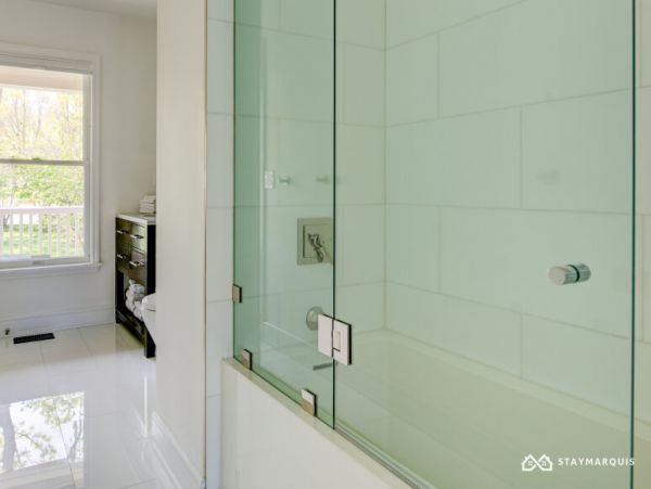 Hamptons Home 1020494