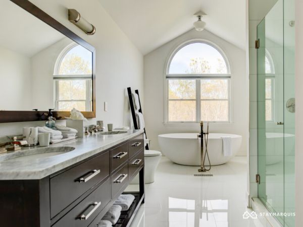Hamptons Home 1020494
