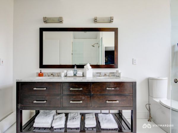Hamptons Home 1020494