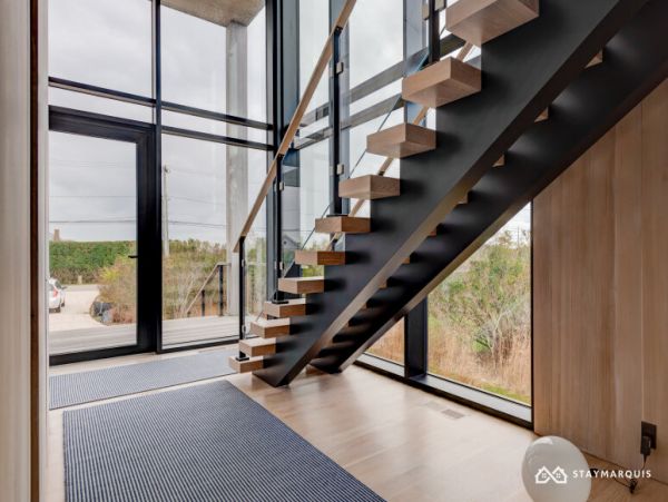Hamptons Home 1020495