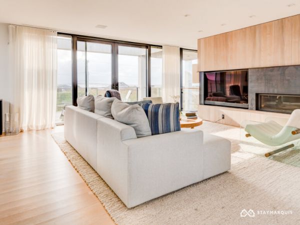 Hamptons Home 1020495