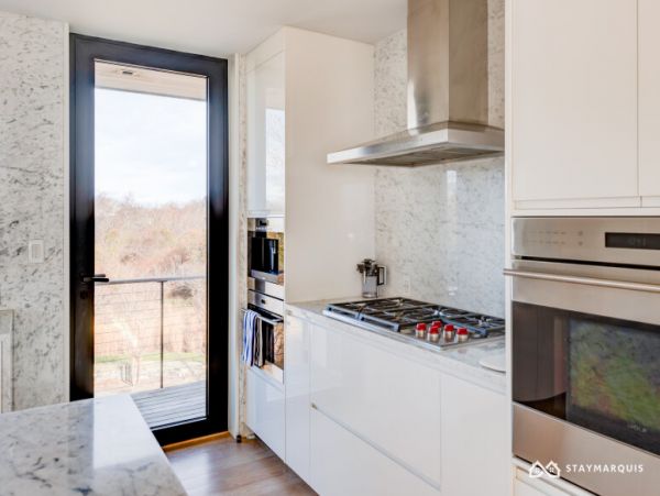 Hamptons Home 1020495