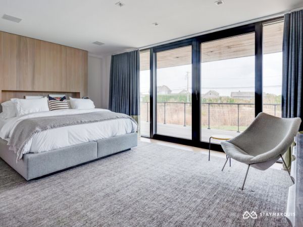 Hamptons Home 1020495