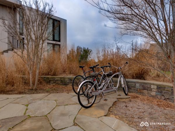 Hamptons Home 1020495