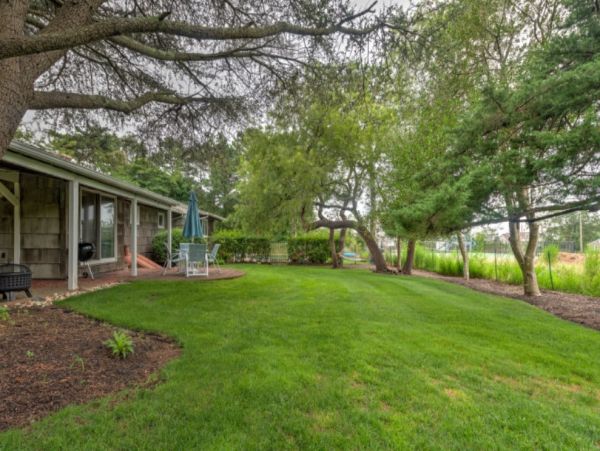 Southampton Three Bedroom Rental Home Walking Distance to Bay