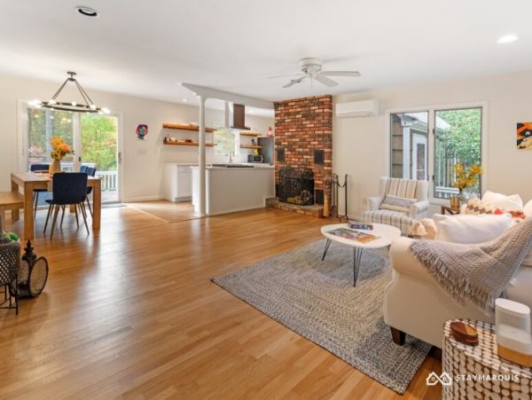 Hamptons Home 1020497