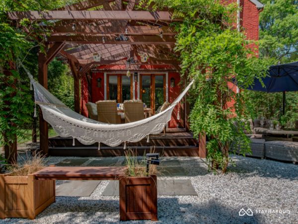 Hamptons Home 1020498